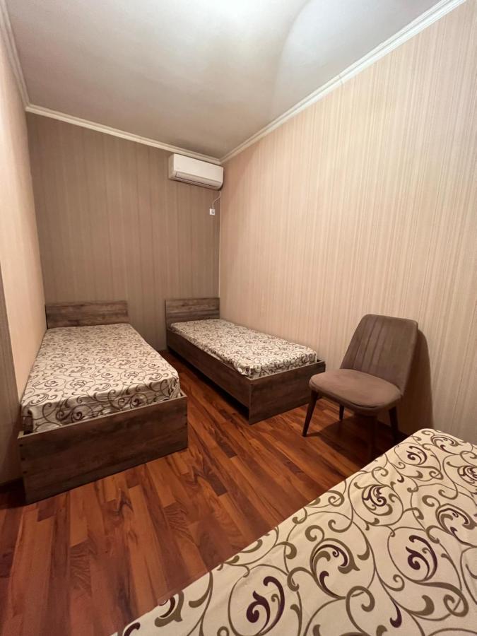 Hotel Gostevoy Dom Samir Gagra Exterior foto