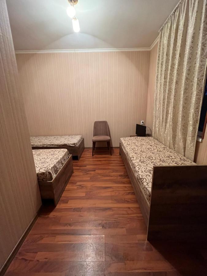 Hotel Gostevoy Dom Samir Gagra Exterior foto